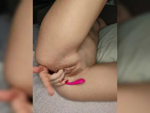 Kurkuma235's BongaCams show and profile