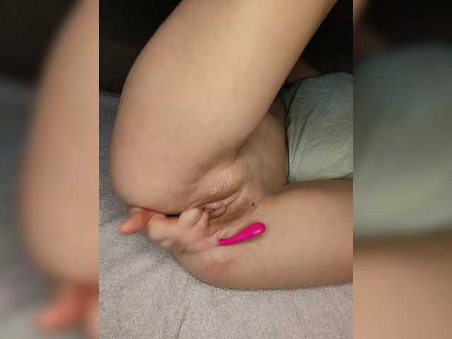 Kurkuma235's BongaCams show and profile