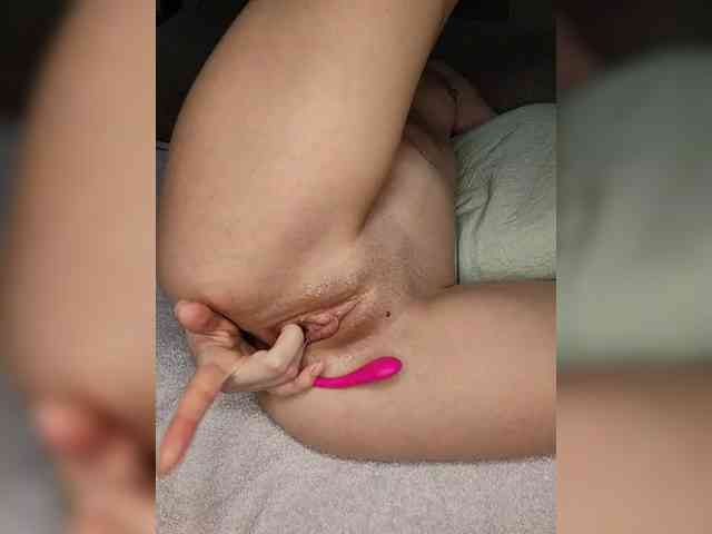 Kurkuma235 Live Webcam on BongaCams