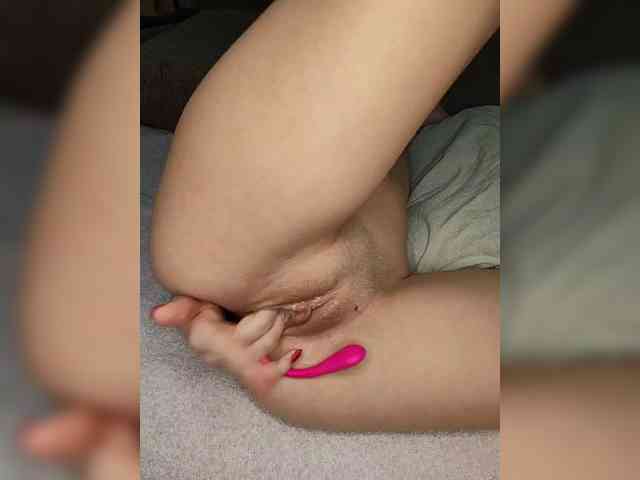 Kurkuma235 Live Webcam on BongaCams