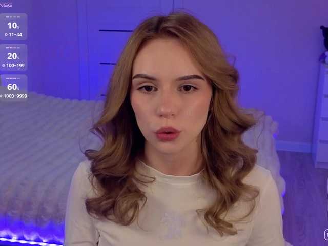 fymryn's BongaCams show and profile