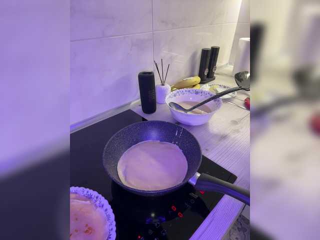 fymryn's BongaCams show and profile