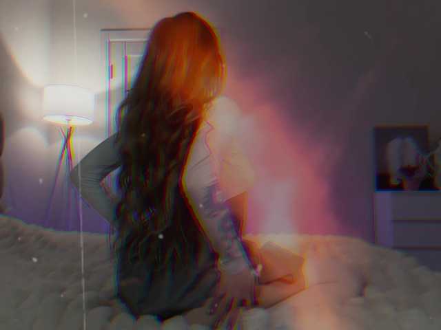 fymryn's BongaCams show and profile