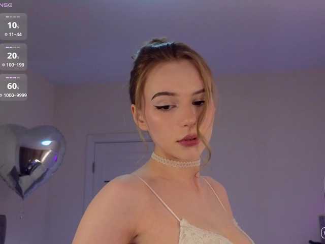 fymryn's BongaCams show and profile
