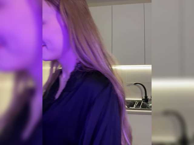 fymryn — I'm Lisa. No boobs or pussies. Favorite vibrations: 99, 121, 160, 313. Collecting @total on camera , now I need to collect @remain. Thanks for the support inst: ifymryn#nonude :crazy_2