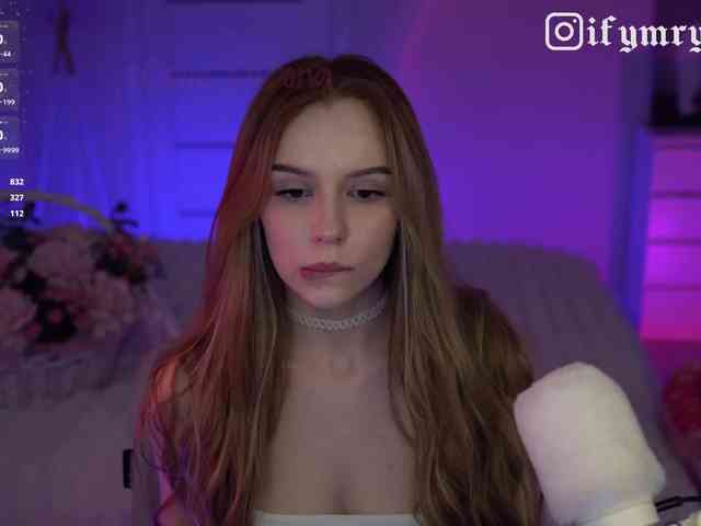 fymryn Live Webcam on BongaCams