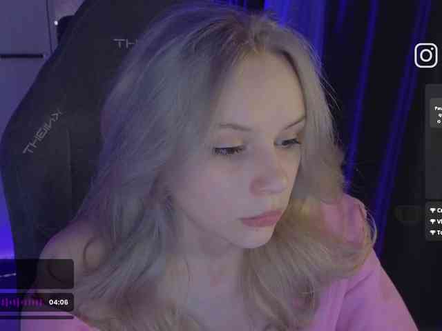 fymryn Live Webcam on BongaCams