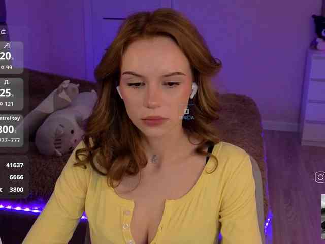 fymryn Live Webcam on BongaCams