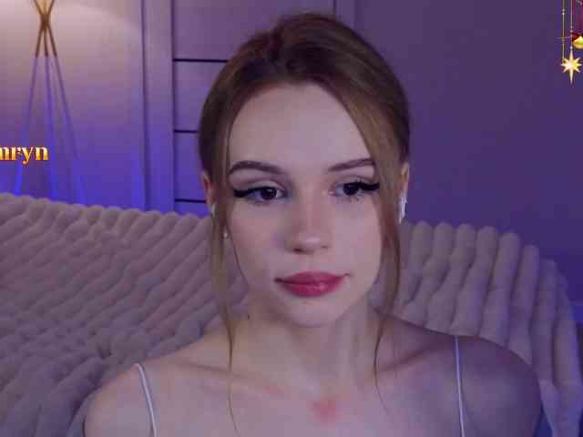 fymryn Live Webcam on BongaCams