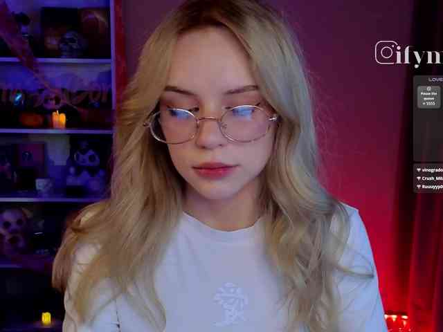 fymryn Live Webcam on BongaCams