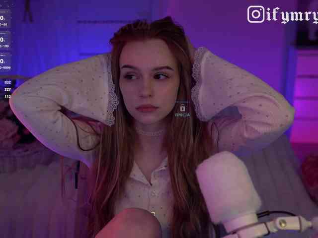 fymryn Live Webcam on BongaCams