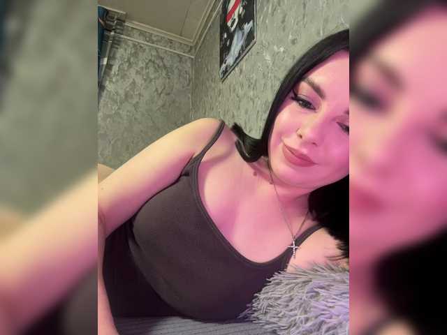 Nata17-1's BongaCams show and profile