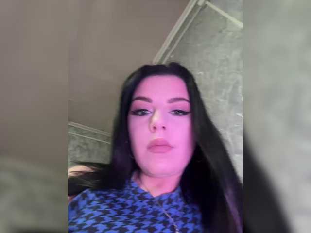 Nata17-1's BongaCams show and profile