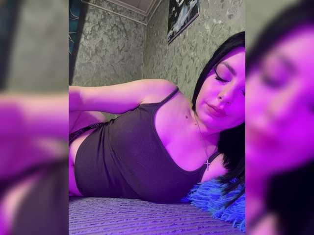 Nata17-1's BongaCams show and profile