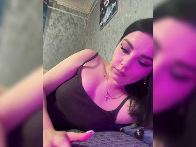 Nata17-1's BongaCams show and profile