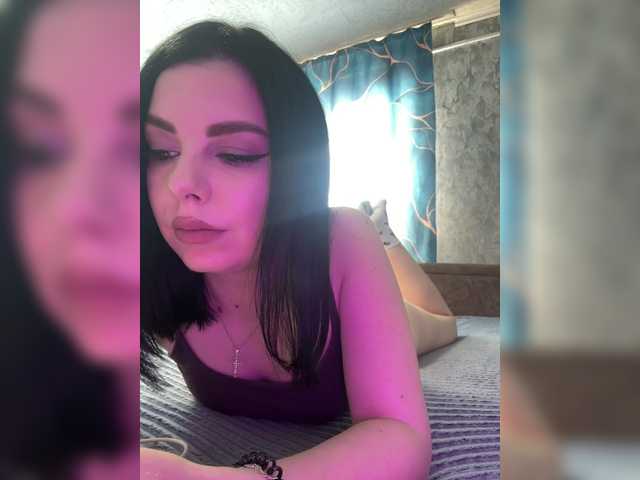 Nata17-1's BongaCams show and profile