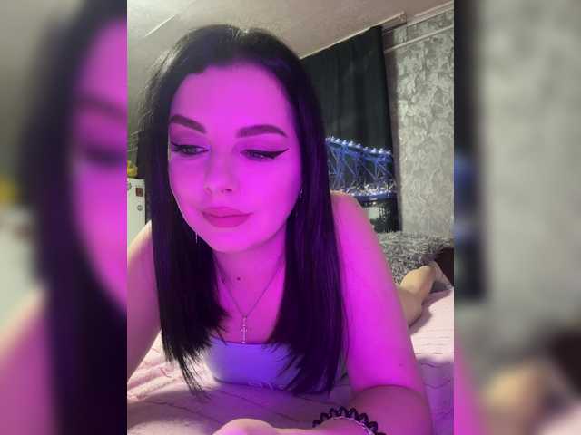 Nata17-1's BongaCams show and profile