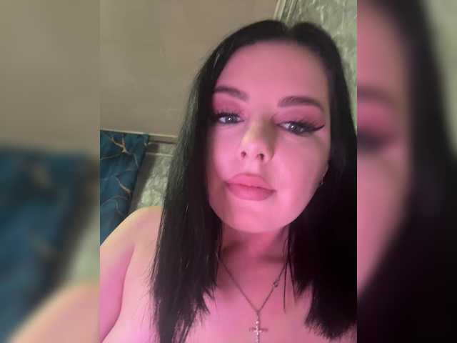 Nata17-1's BongaCams show and profile