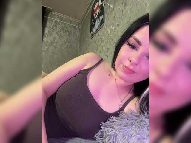 Nata17-1's BongaCams show and profile