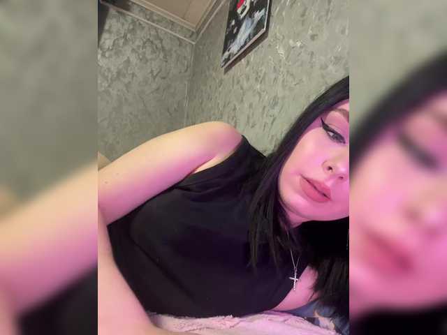 Nata17-1's BongaCams show and profile