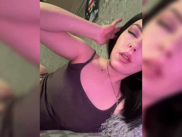 Nata17-1's BongaCams show and profile