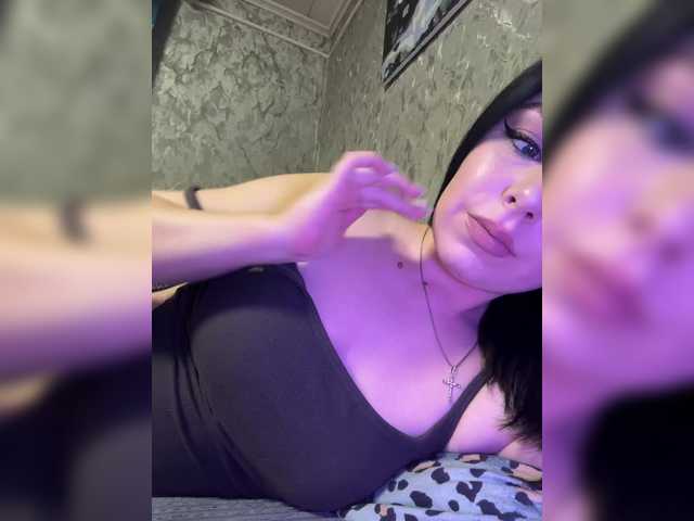 Nata17-1's BongaCams show and profile