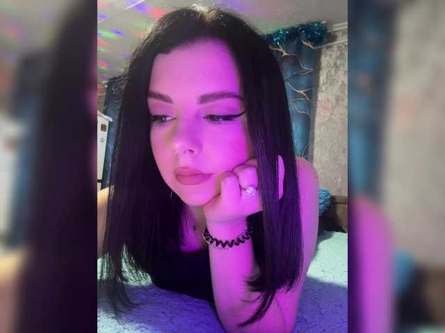 Nata17-1's BongaCams show and profile