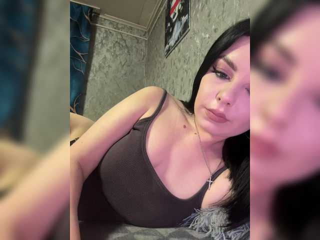 Nata17-1's BongaCams show and profile