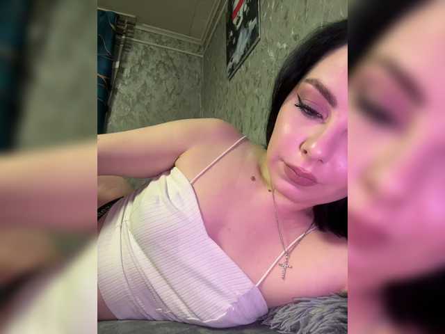 Nata17-1's BongaCams show and profile