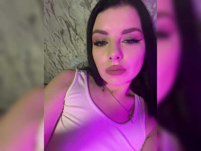 Nata17-1's BongaCams show and profile