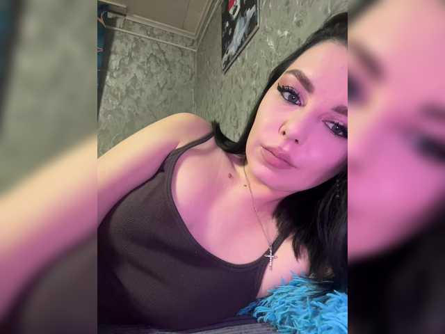 Nata17-1's BongaCams show and profile