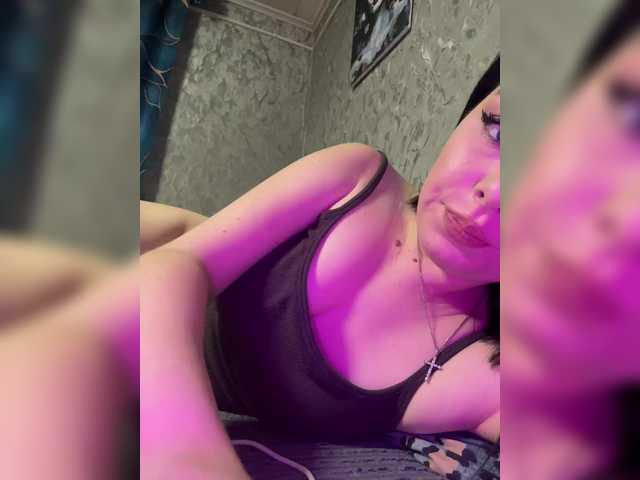 Nata17-1's BongaCams show and profile