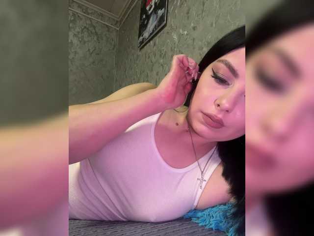 Nata17-1's BongaCams show and profile