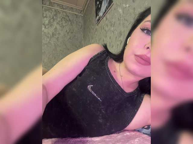 Nata17-1's BongaCams show and profile