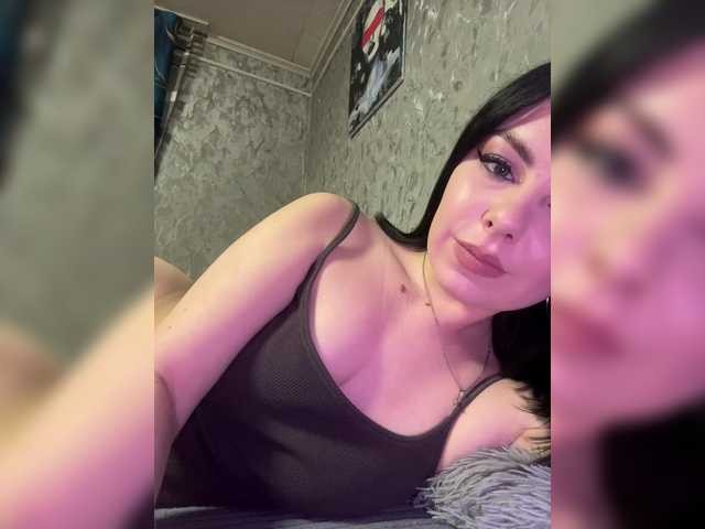 Nata17-1's BongaCams show and profile