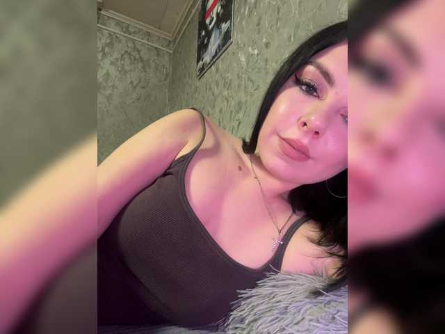 Nata17-1's BongaCams show and profile