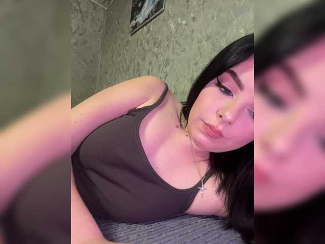 Nata17-1's BongaCams show and profile