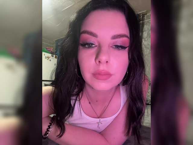 Nata17-1's BongaCams show and profile