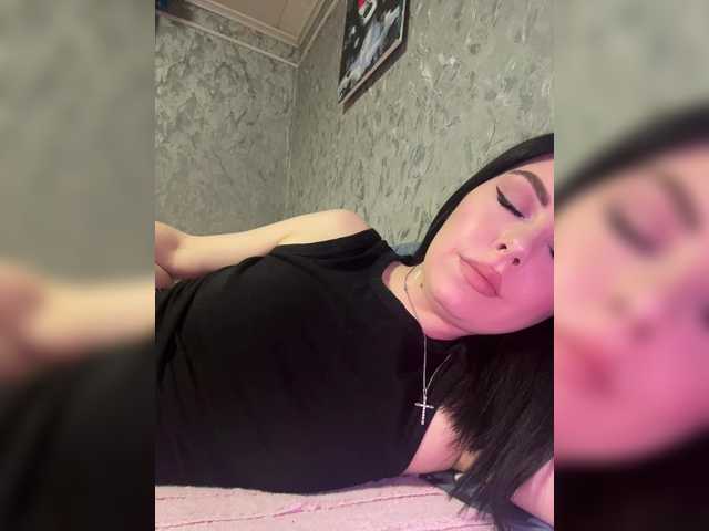 Nata17-1's BongaCams show and profile