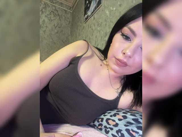 Nata17-1's BongaCams show and profile