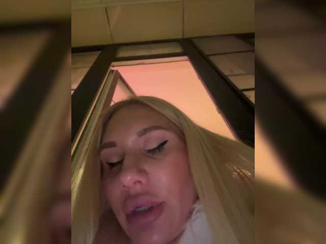 Tvoyasamka77's BongaCams show and profile