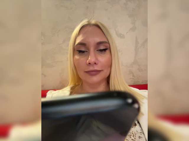 Tvoyasamka77 live cam