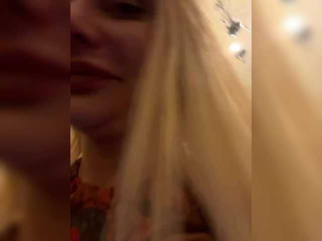 Tvoyasamka77 live cam