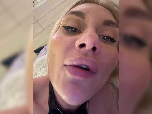 Tvoyasamka77's BongaCams show and profile