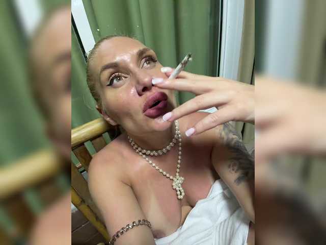 Tvoyasamka77's BongaCams show and profile