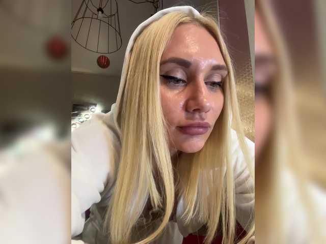 Tvoyasamka77 live cam