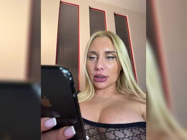 Tvoyasamka77's BongaCams show and profile