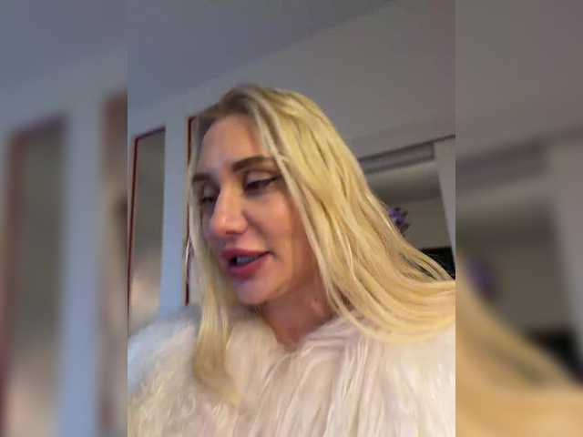 Tvoyasamka77's BongaCams show and profile