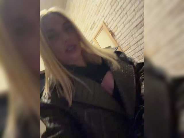 Tvoyasamka77's BongaCams show and profile