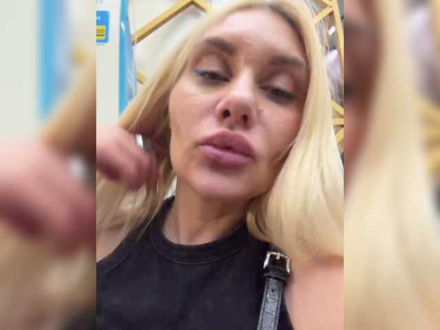 Tvoyasamka77's BongaCams show and profile